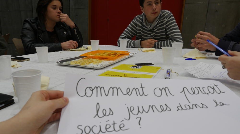 vlipp - À quoi servent les jeunes ? Question bête = réponses concrètes